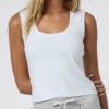 Vuori Halo Essential Scoop Tank – Women’s